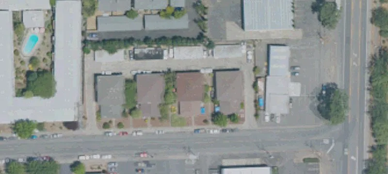 102 Laws Ave