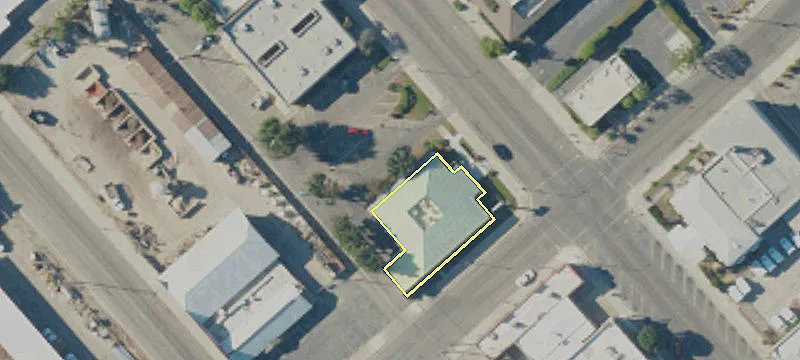 2121 High St