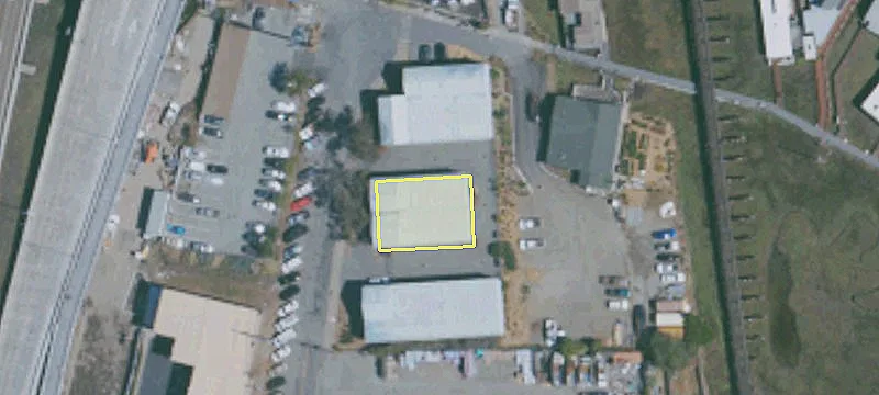 2162 Redwood Hwy