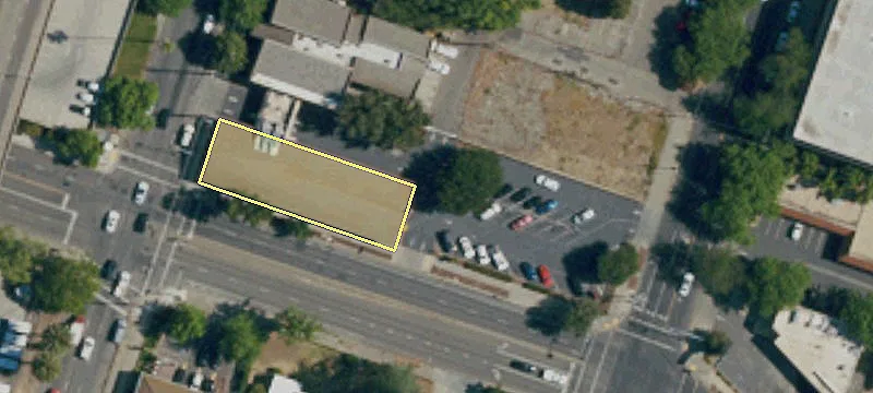 3001 Capitol Ave