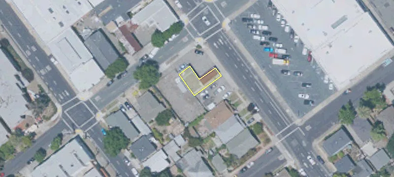 906 Alhambra Ave