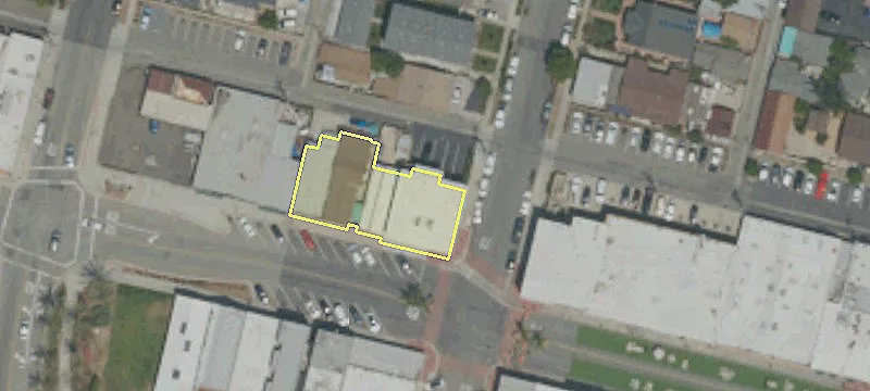 203 Santa Fe Ave