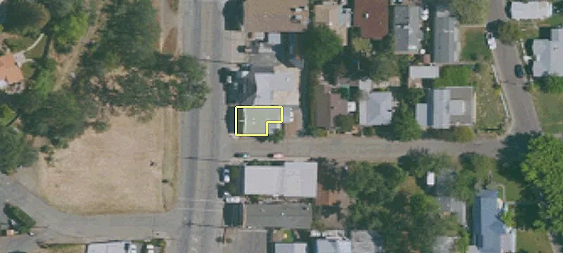 690 Main St