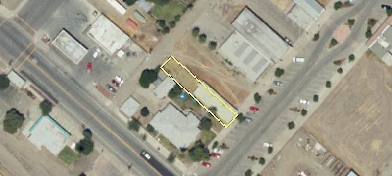 8787 Main St