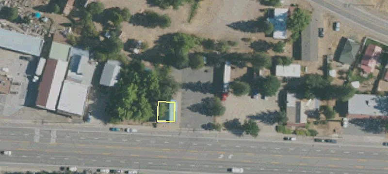 2043 Main St