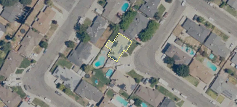 1572 Roosevelt Dr