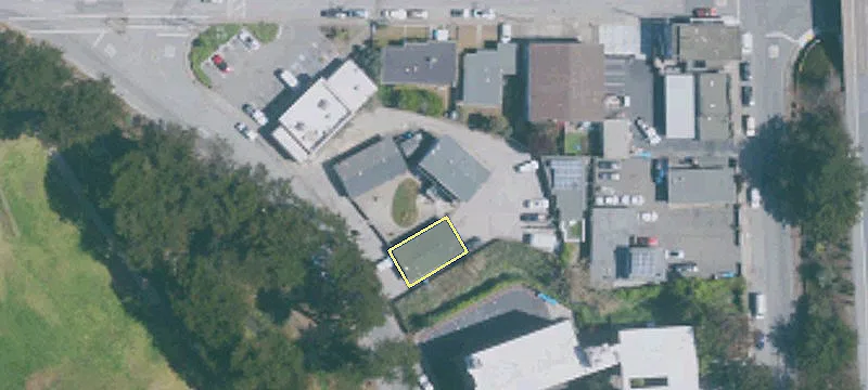 175 Lakeside Ave