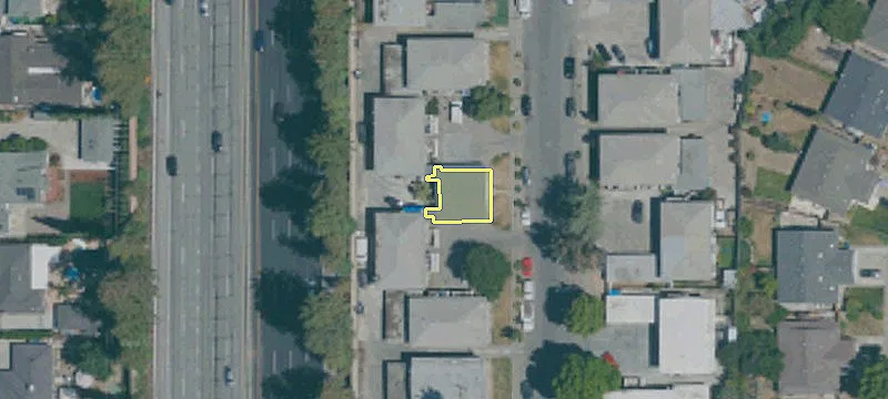 961 Ravenscourt Ave