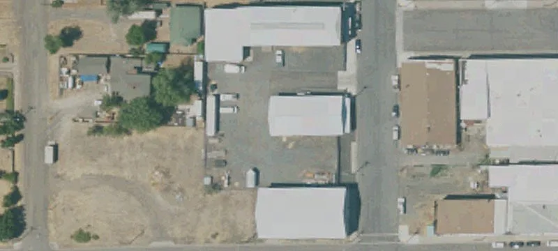 305 Howard St