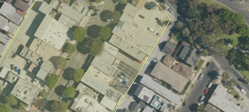 220 Main St