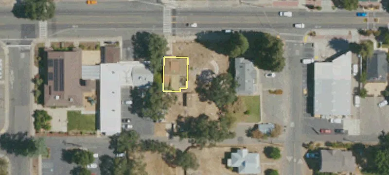 8998 Elk Grv Blvd