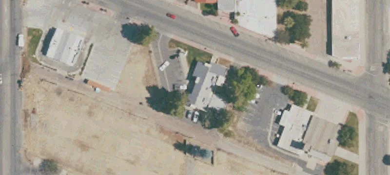811 Ctr St
