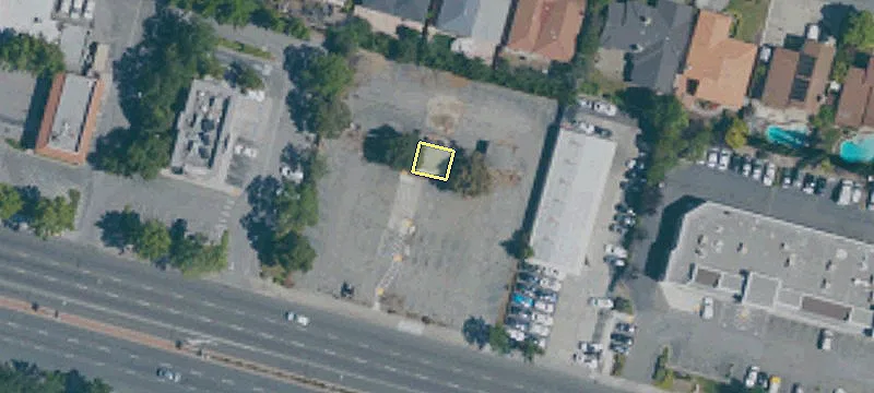 975 El Camino Real