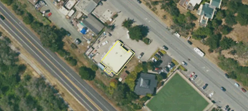 870 Main St