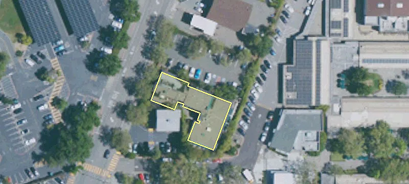 810 College Ave
