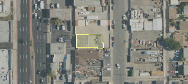 10561 Chestnut Ave