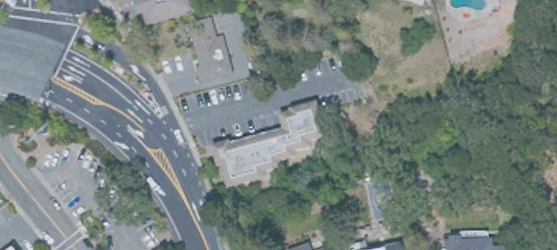 93 Moraga Way