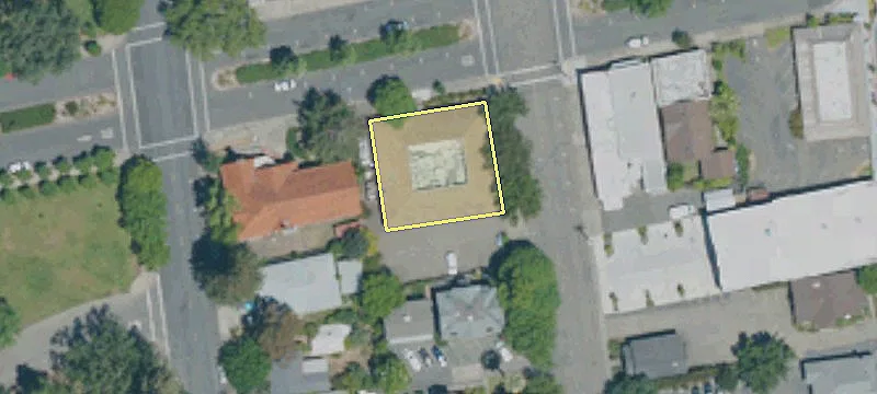 510 School St
