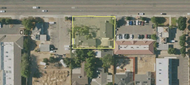 2411 Jensen Ave