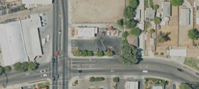 310 Lemoore Ave