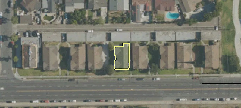8641 Cerritos Ave