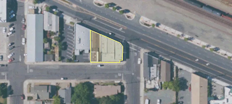 3647 Main St