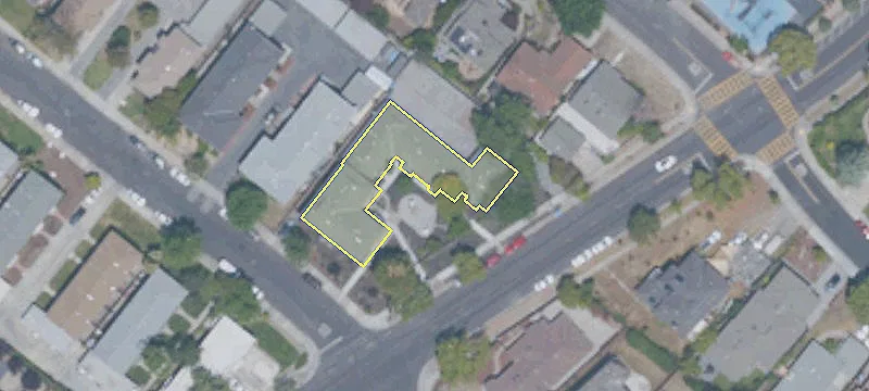 201 Loma Verde Ave