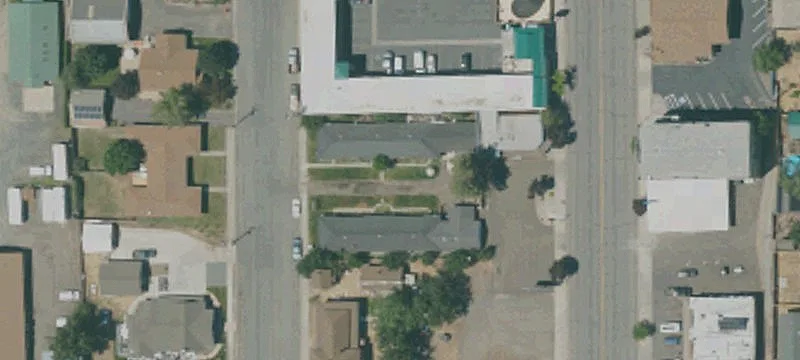 304 Howard St