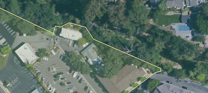 344 Rose Ave