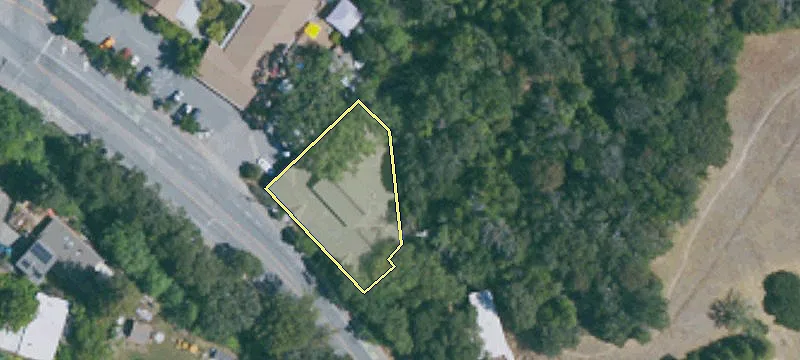 2390 Sir Francis Drake Blvd