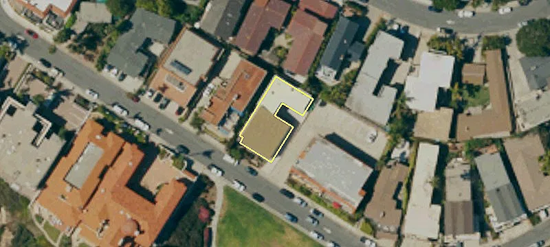 252 Avenida Lobeiro