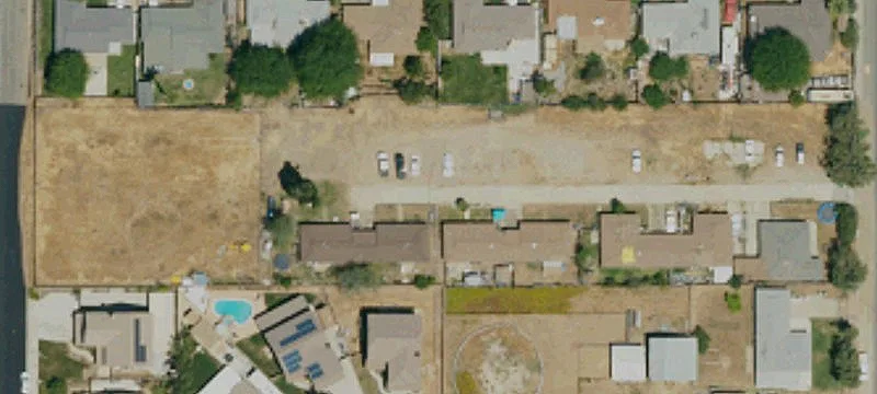 11411 Cherry Ave