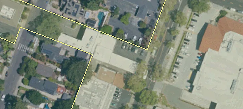 467 Santa Cruz Ave