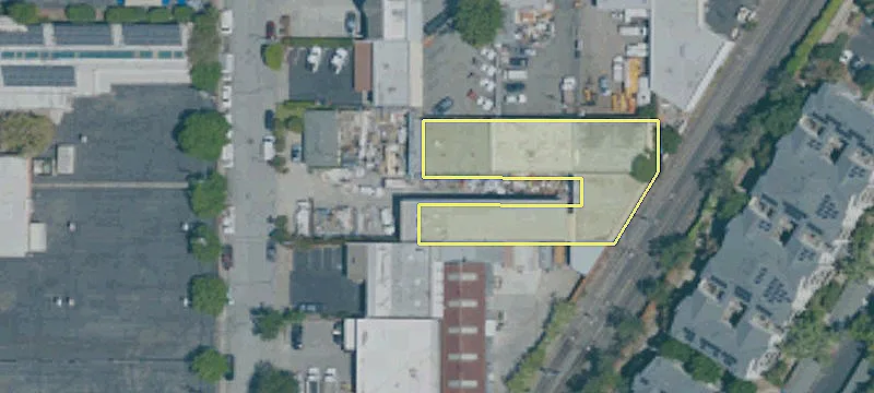 400 Industrial St