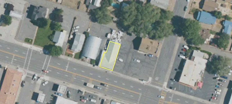 2011 Main St