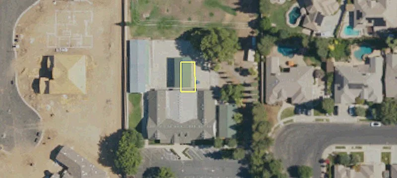 557 Nees Ave