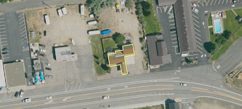 136 Main St