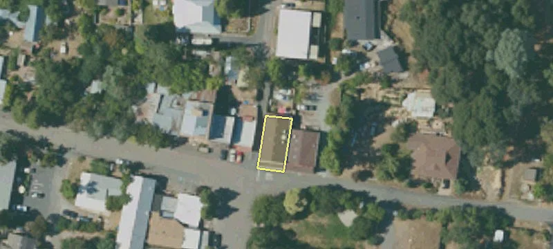 8359 Ctr E St