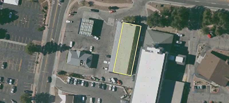 2987 Main St