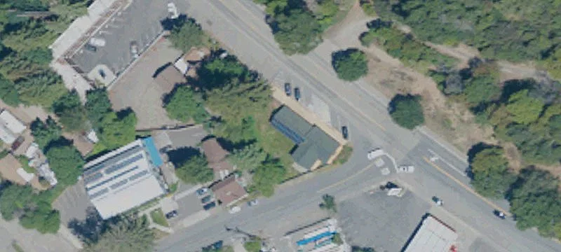 3156 Redwood Dr
