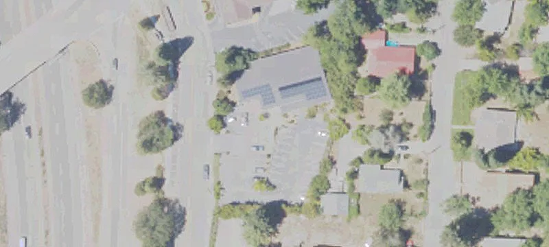 313 Railroad Ave