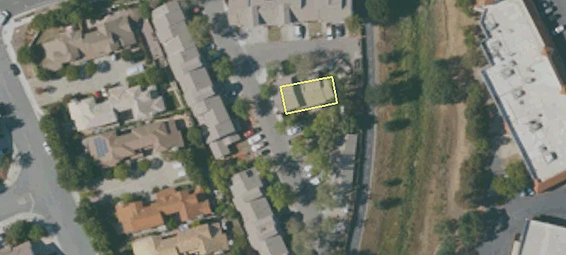 50 Edmundson Ave