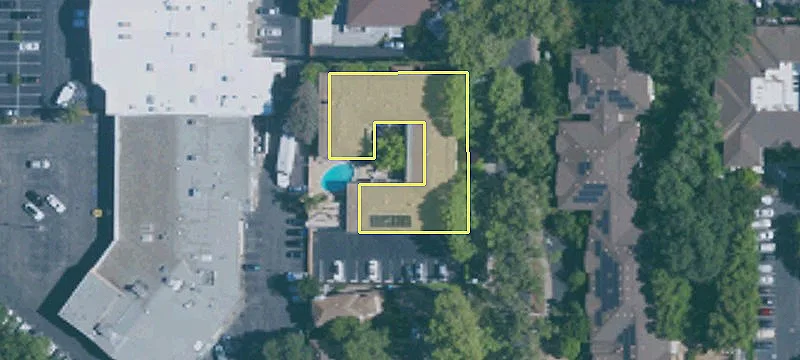 40 Laurel Dr