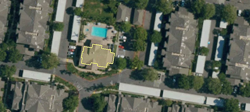 800 Sacramento Ave