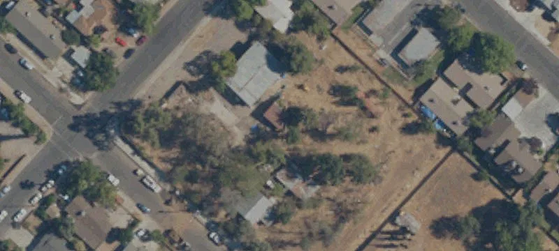 305 Lilly St