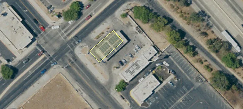 1212 Fresno St