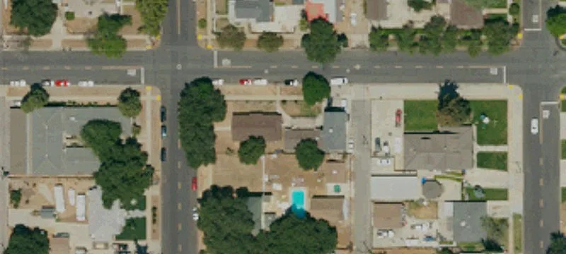 690 Edgar Ave