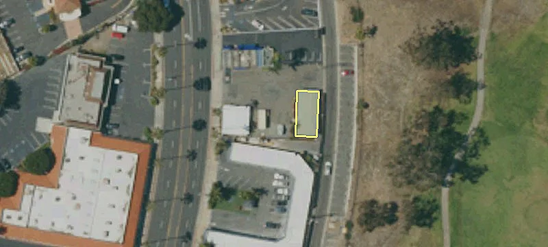 2323 El Camino Real