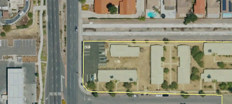 1785 Perris Blvd