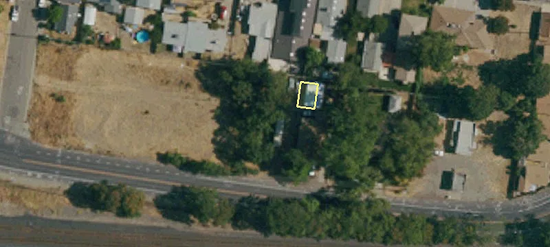 634 Sacramento Ave
